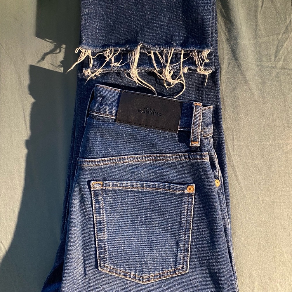 7 For All Mankind Logan Stovepipe Blue Bell With Raw Cut - Size 24 Women’s
